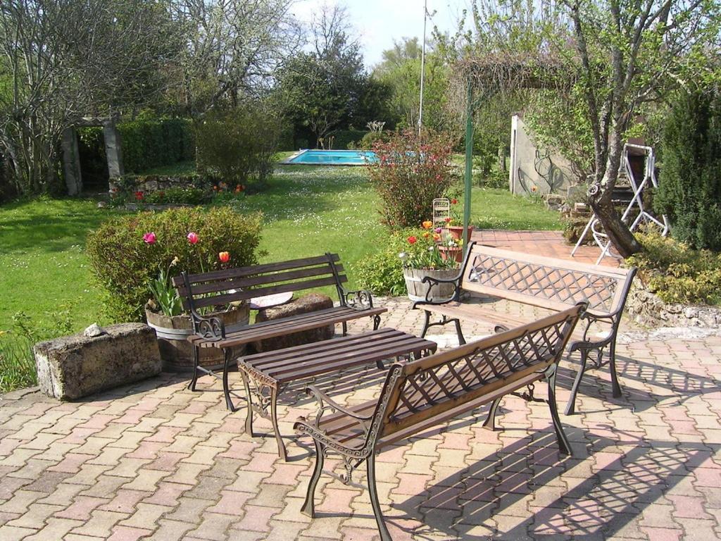 Chez Mamie Et Papi Bed & Breakfast Puynormand ภายนอก รูปภาพ